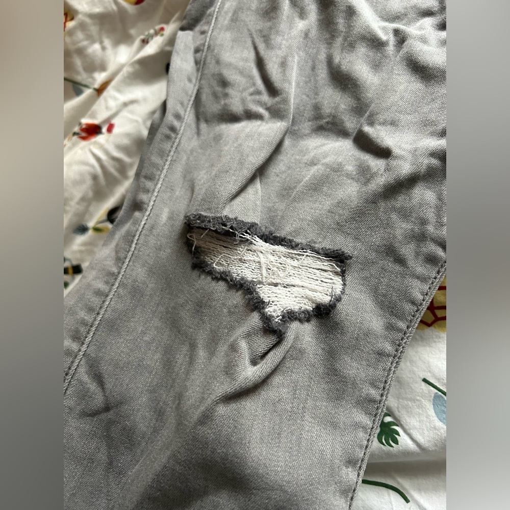 Torrid Bombshell Skinny Light Gray Distressed Jean - image 3